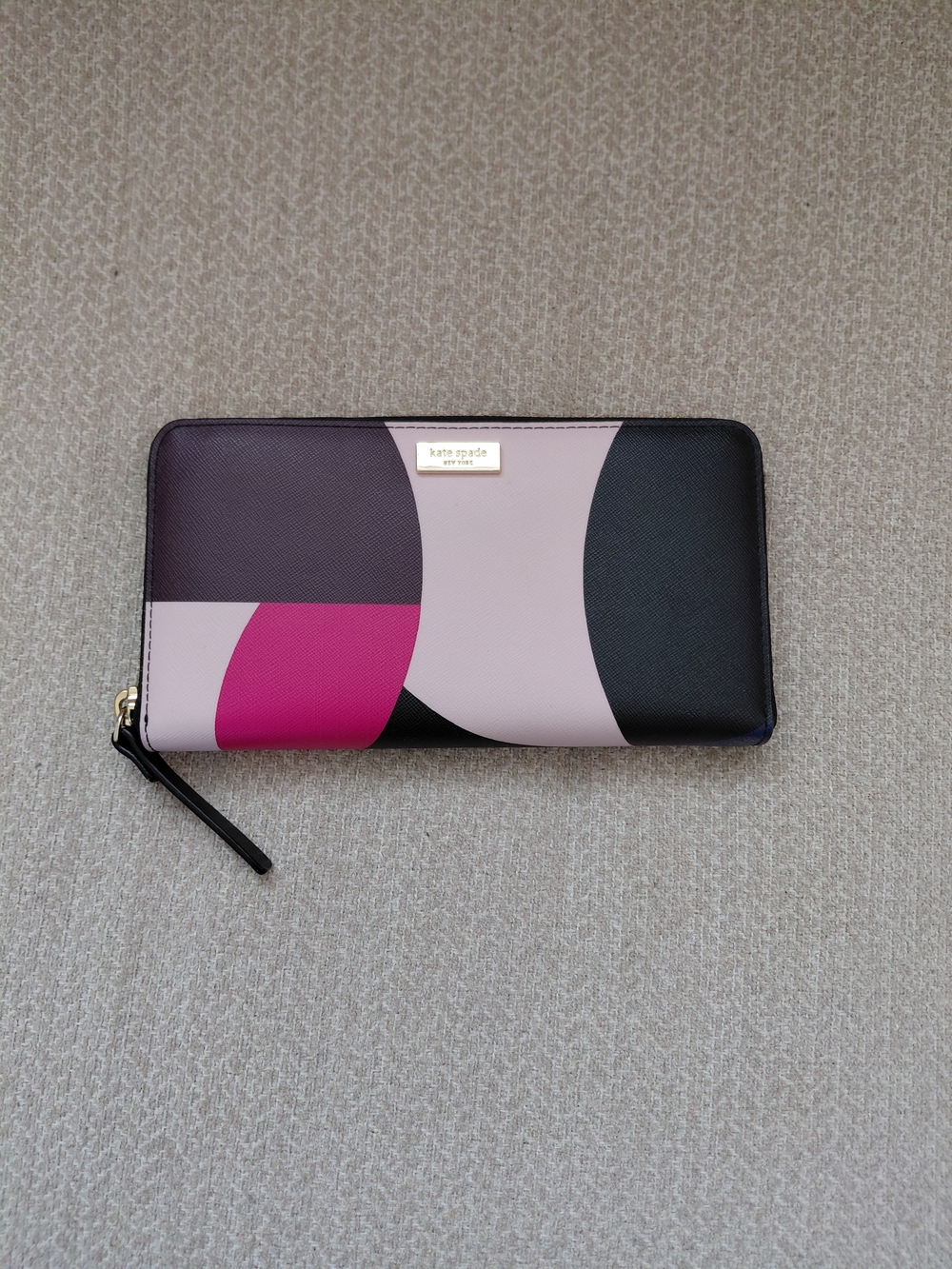 Kate Spade Pink Multi Geo Zip Wallet